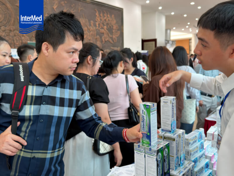 InterMed Việt Nam tham dự hội thảo nha khoa 05/10/2026 Tư vấn sản phẩm nước súc miệng Chlorhexil Long Use 0.12%